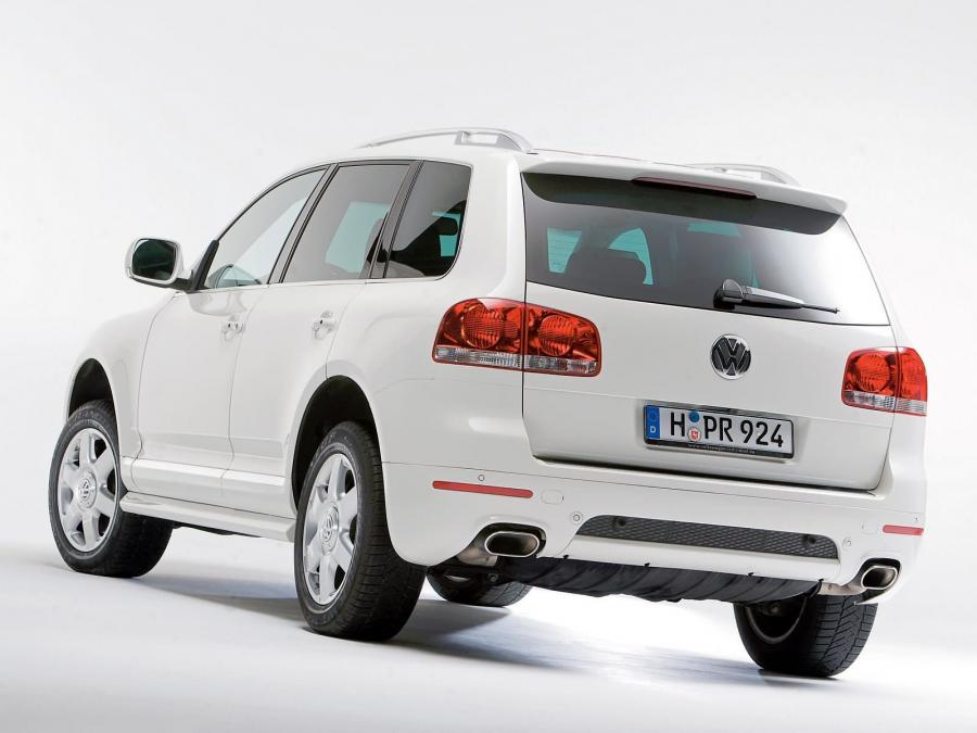  Volkswagen Touareg in Candy White 2006 года  (фото 3 из 3)